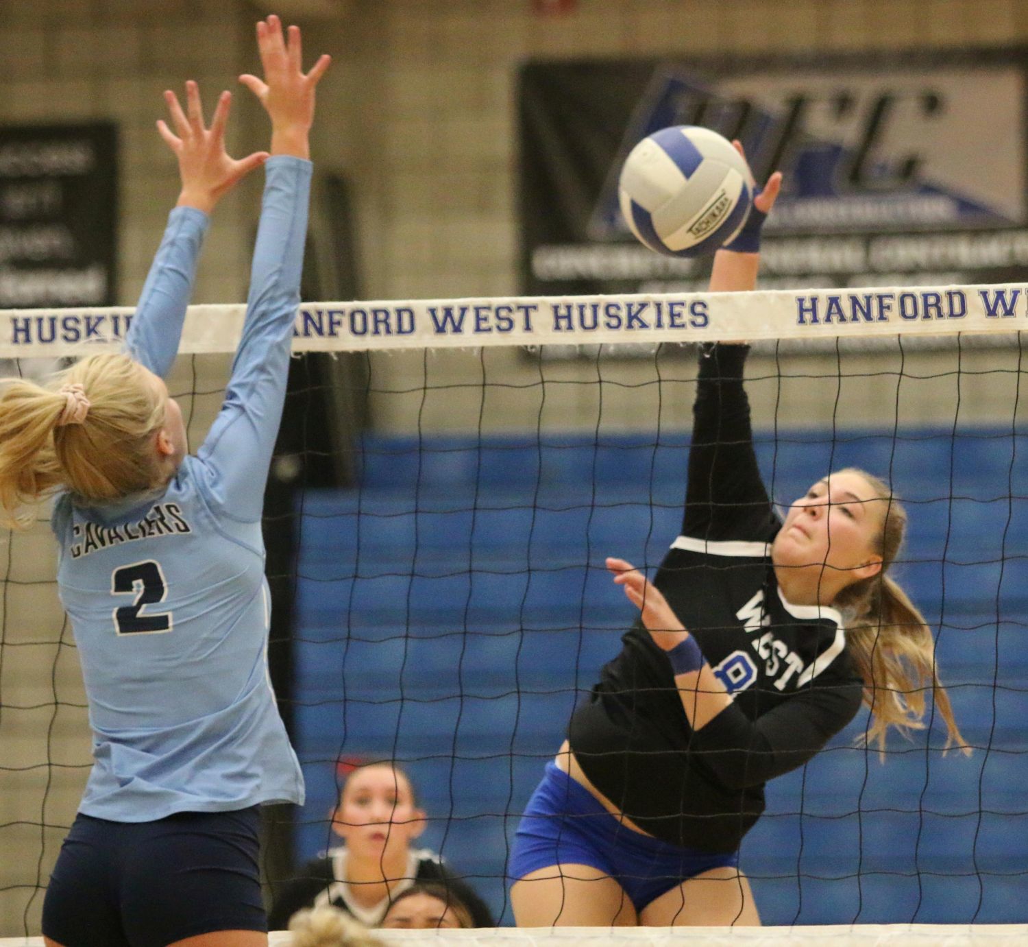 Huskies lose momentum